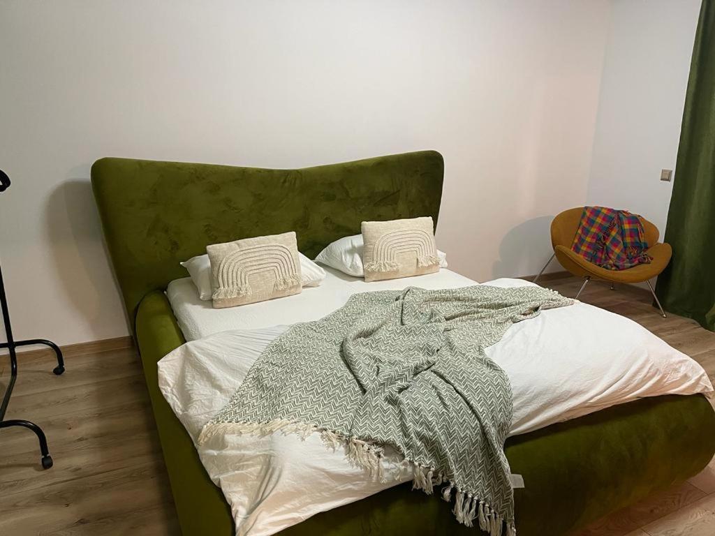 Apartamento Magic Green Studio Hunedoara Exterior foto